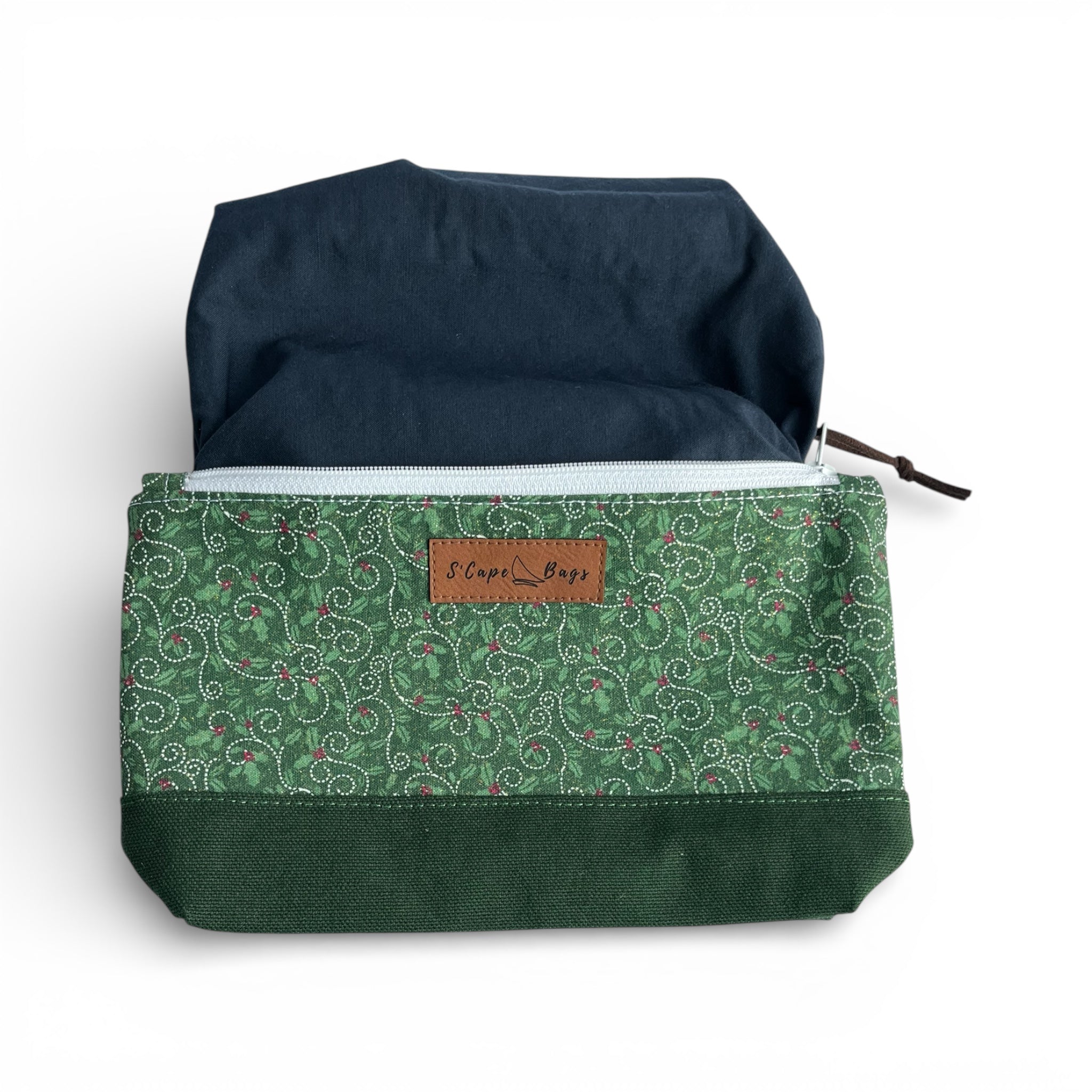 Mistletoe South Cape Bag