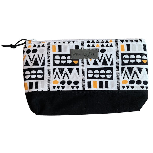 Geometric Black and Yellow South Cape Bag