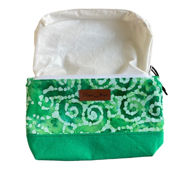 Bright Green Batik South with Ivory interior